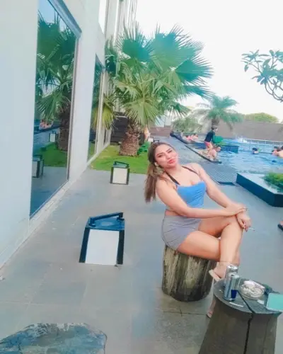 Escort Bawani Khera